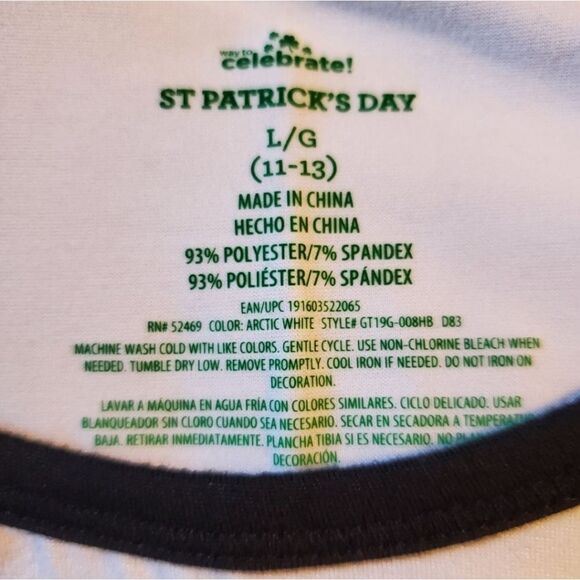 NWOT Rare Women's St. Patrick's Day T-Shirt Size L. - Picture 3 of 5